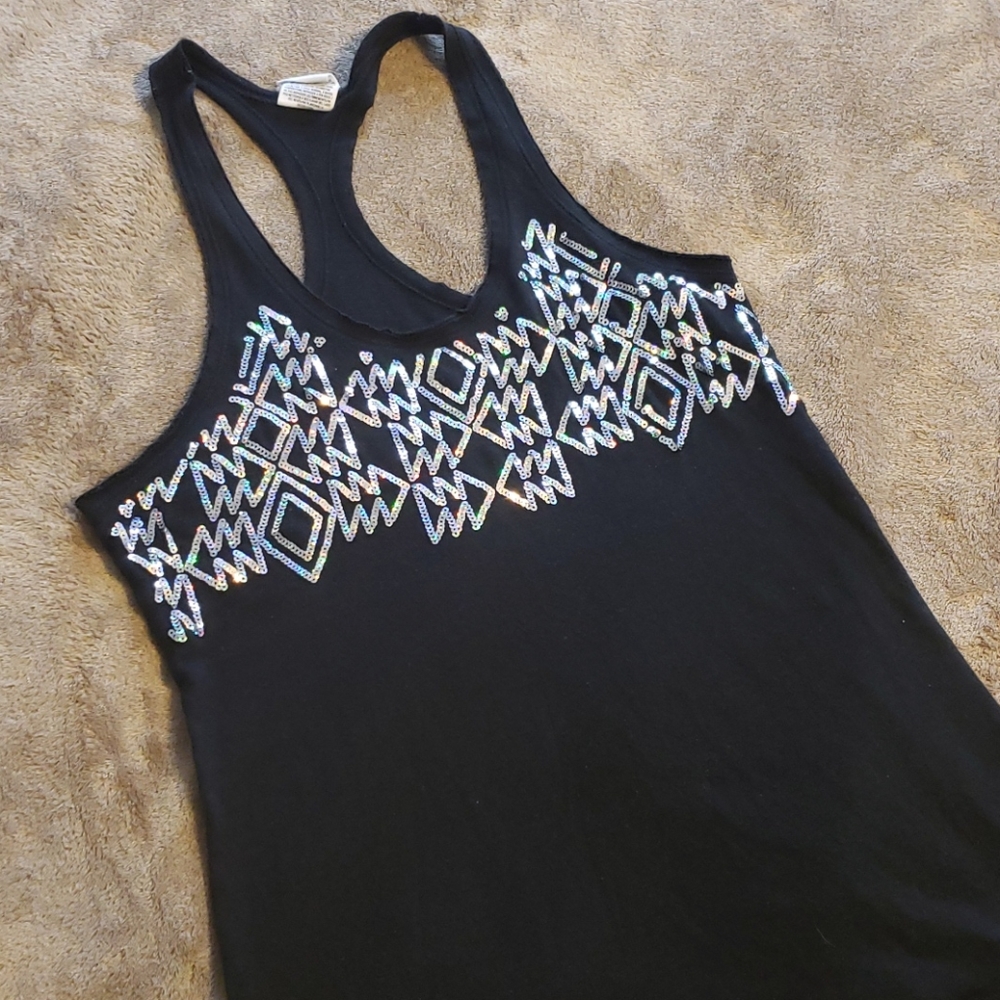 VS Pink Tank
